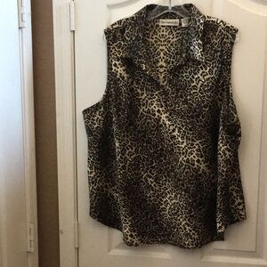 FINAL MARKDOWN LADIES’ Blue Diamond plus Animal Print Top (24)